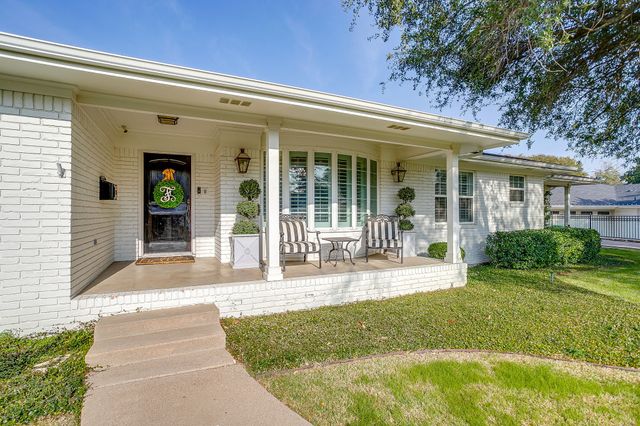 3772 Arroyo Road, Fort Worth, TX 76109