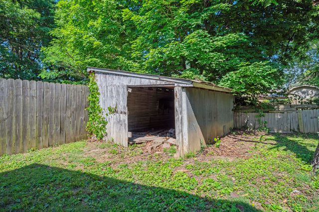 20 Jackson Street, Winchester, KY 40391