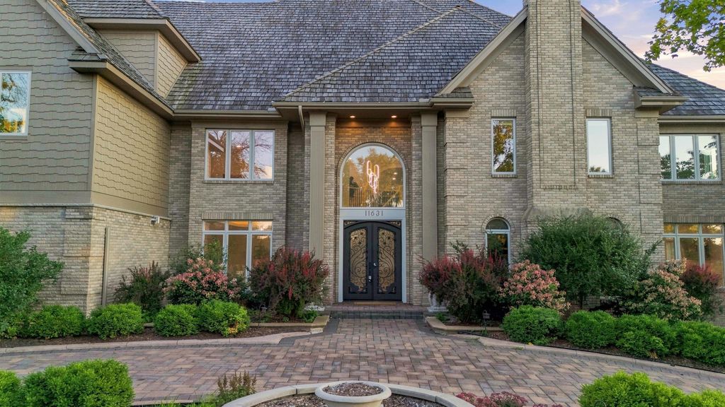 11631 Welters Way, Eden Prairie, MN 55347 — photo 2