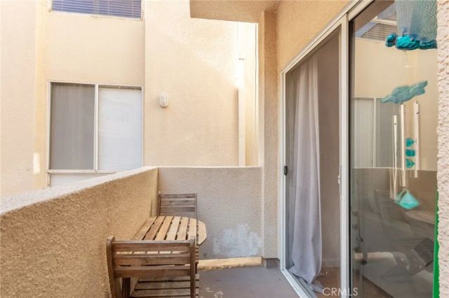 19350 Sherman Way 124, Reseda, CA 91335