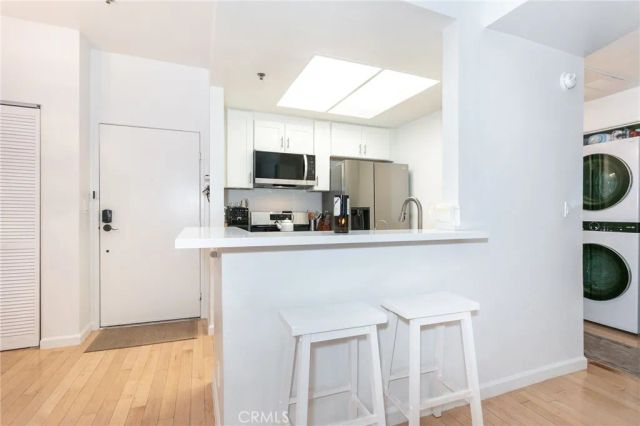 19350 Sherman Way 124, Reseda, CA 91335