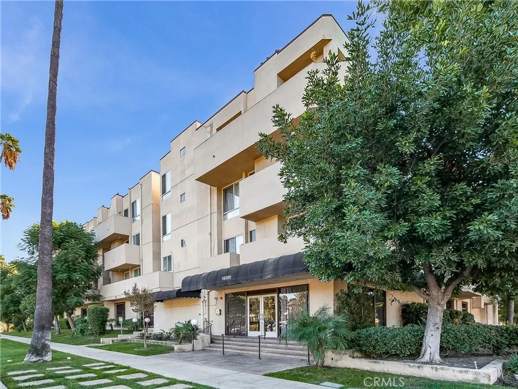 19350 Sherman Way 124, Reseda, CA 91335