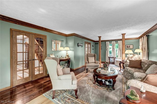 9715 Knightsbridge Lane, Concord Twp, OH 44060