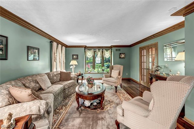 9715 Knightsbridge Lane, Concord Twp, OH 44060