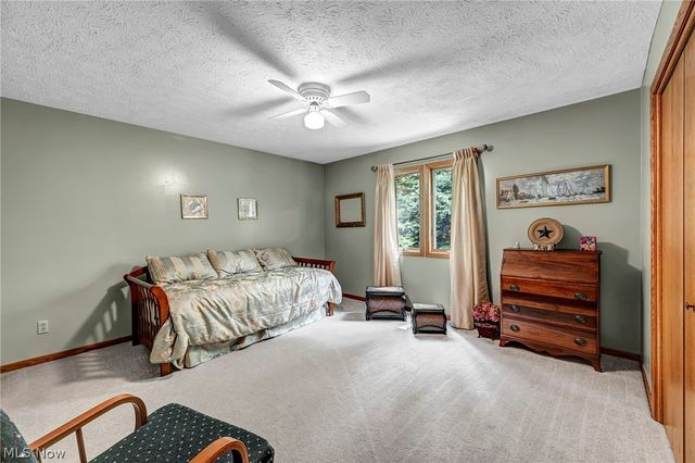 9715 Knightsbridge Lane, Concord Twp, OH 44060