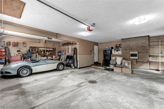 9715 Knightsbridge Lane, Concord Twp, OH 44060