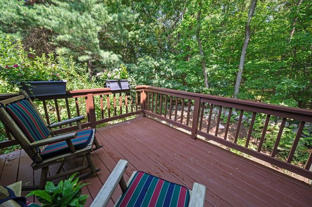 9 Bishops Forest Dr 9, Waltham, MA 02452