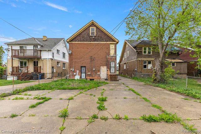 5527 Chalmers Street, Detroit, MI 48213