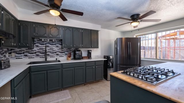 10437 CRONUS Drive, El Paso, TX 79924