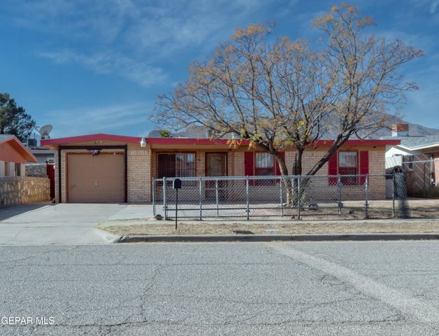 10437 CRONUS Drive, El Paso, TX 79924
