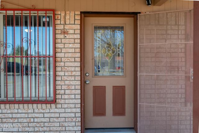 10437 CRONUS Drive, El Paso, TX 79924