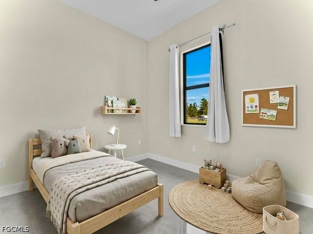 1023 Bank AVE S, Lehigh Acres, FL 33974