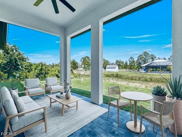 1023 Bank AVE S, Lehigh Acres, FL 33974