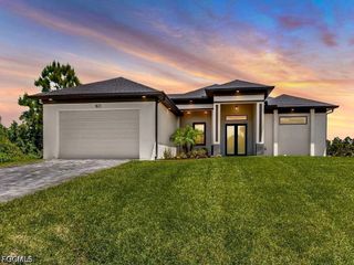 1023 Bank AVE S, Lehigh Acres, FL 33974