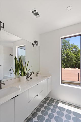1203 Richcreek RD, Austin, TX 78757
