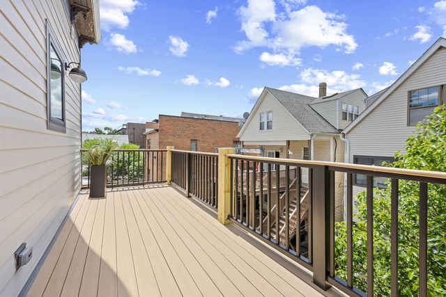 3339 N KENMORE Avenue CHHOUSE, Chicago, IL 60657