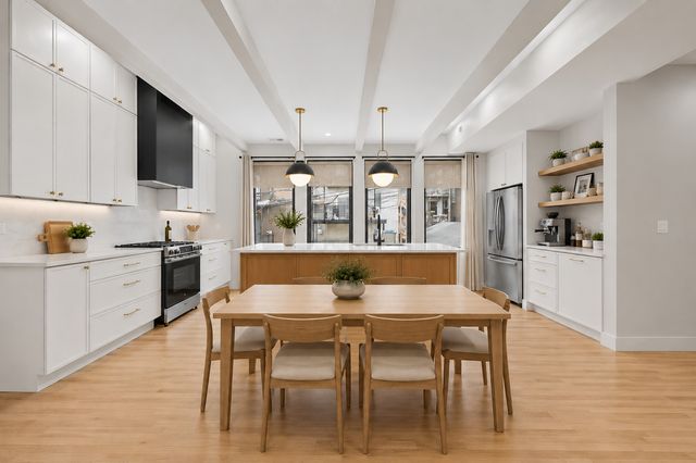 3339 N KENMORE Avenue CHHOUSE, Chicago, IL 60657
