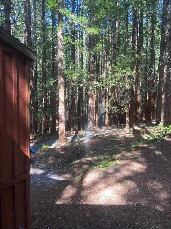 Image 4 of property listing at 155 Native Sons Road, Woodside, CA 94062