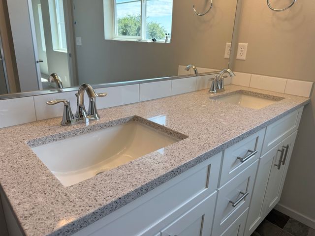 9507 E Michielli Ln, Spokane Valley, WA 99206