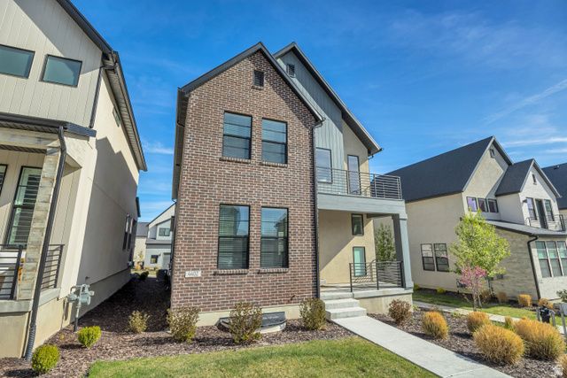 4402 W BERGEN LN, Lehi, UT 84043