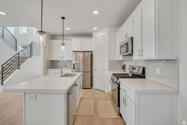 4402 W BERGEN LN, Lehi, UT 84043