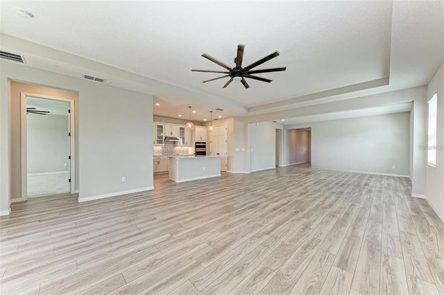 3519 74TH AVENUE CIRCLE E, Sarasota, FL 34243