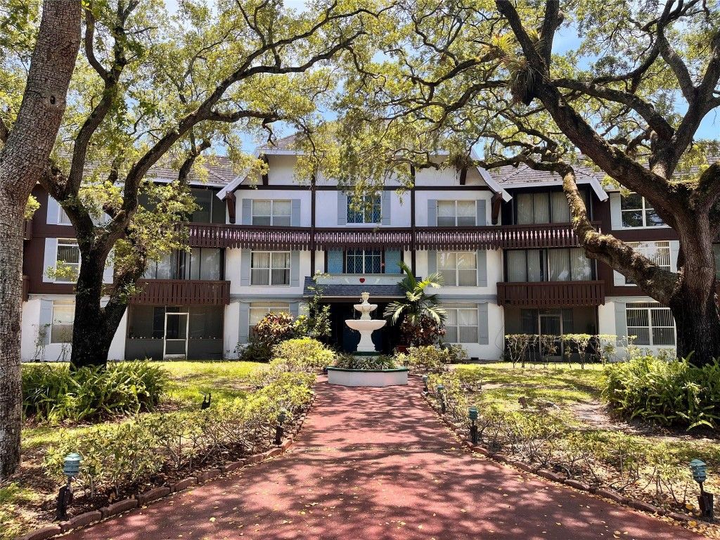 3710 Inverrary Drive 3Y, Fort Lauderdale, FL 33319