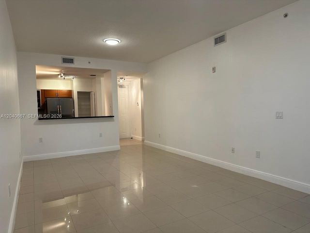 652 NE 63rd St 102, Miami, FL 33138