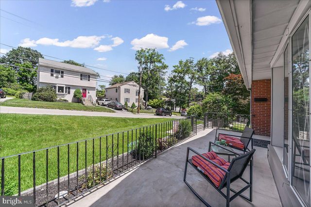 908 BROADWAY AVE, Secane, PA 19018
