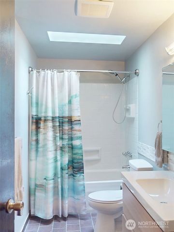 14445 26th Avenue S, Seatac, WA 98168