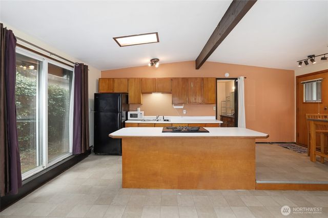 14445 26th Avenue S, Seatac, WA 98168