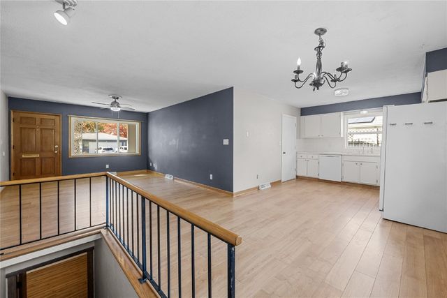 1006 Wylde Green Road, Iowa City, IA 52246