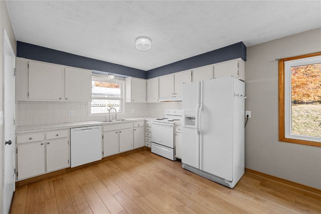 1006 Wylde Green Road, Iowa City, IA 52246