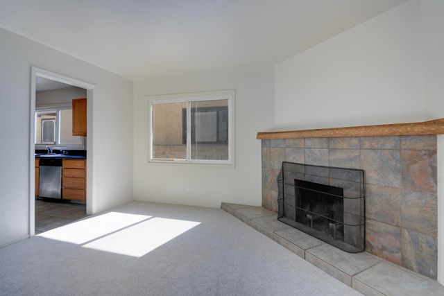 7716 McKnight Avenue NE, Albuquerque, NM 87110