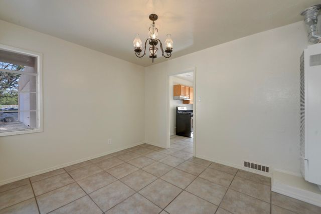 7716 McKnight Avenue NE, Albuquerque, NM 87110