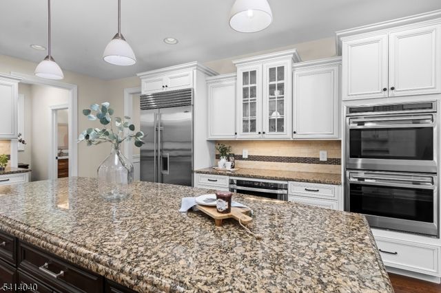 31 Mountainview Rd, Chatham Twp., NJ 07928