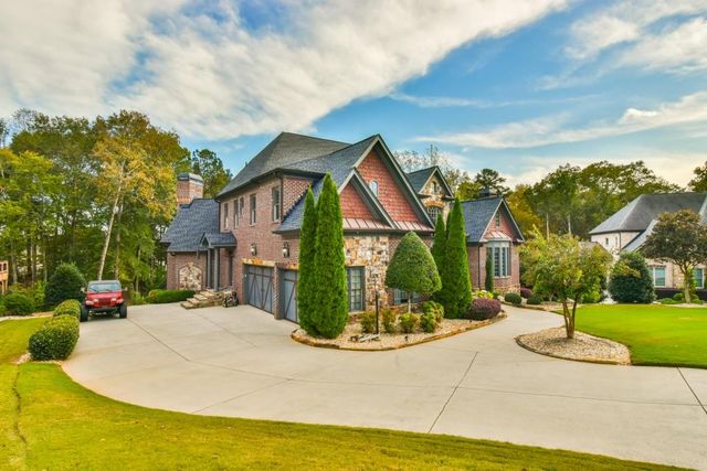 2720 Wildflower Way, Hoschton, GA 30548