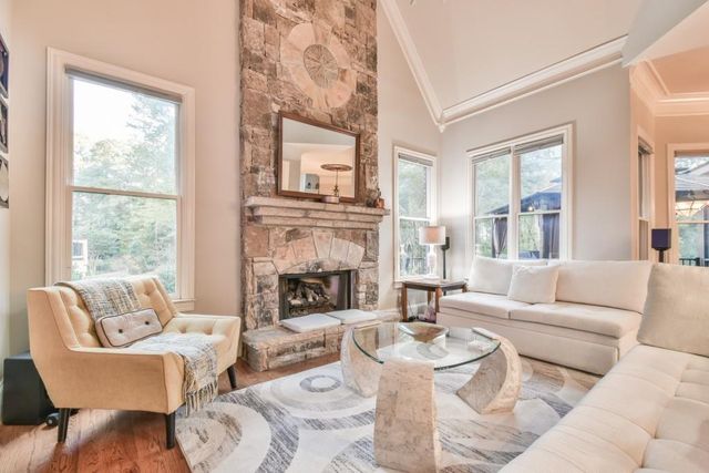 2720 Wildflower Way, Hoschton, GA 30548