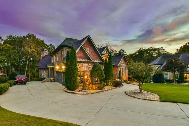 2720 Wildflower Way, Hoschton, GA 30548