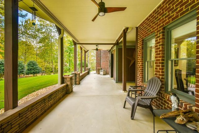 2720 Wildflower Way, Hoschton, GA 30548