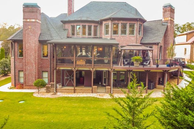 2720 Wildflower Way, Hoschton, GA 30548