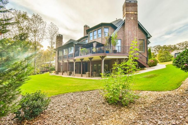 2720 Wildflower Way, Hoschton, GA 30548