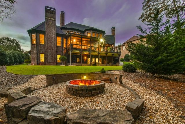 2720 Wildflower Way, Hoschton, GA 30548