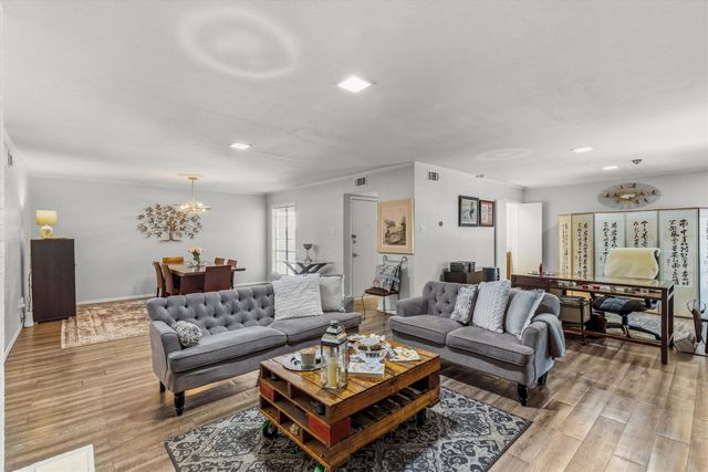 10578 High Hollows Drive 268, Dallas, TX 75230