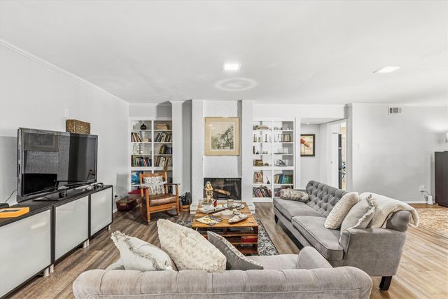 10578 High Hollows Drive 268, Dallas, TX 75230