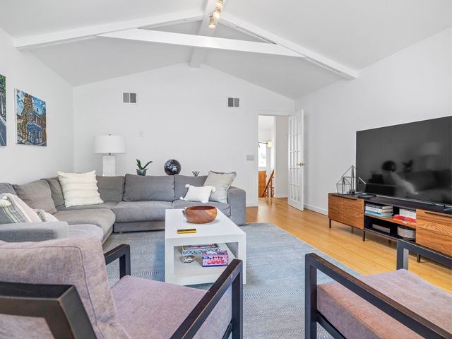 6 Nelson Drive, Brookline, MA 02467