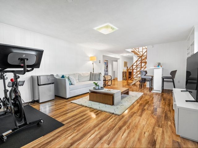 6 Nelson Drive, Brookline, MA 02467