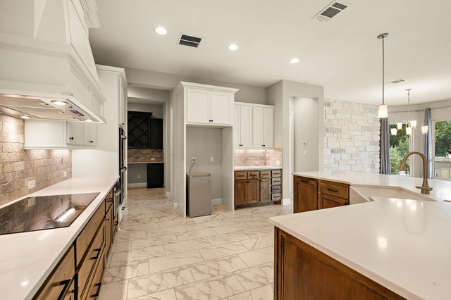 128 Stag Leap CT, Liberty Hill, TX 78642