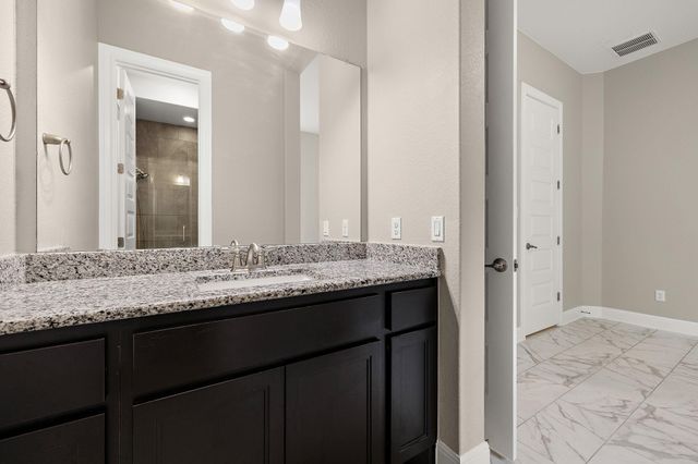128 Stag Leap CT, Liberty Hill, TX 78642