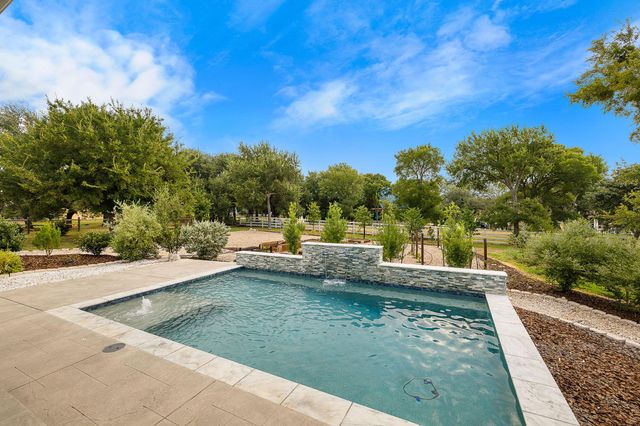 128 Stag Leap CT, Liberty Hill, TX 78642